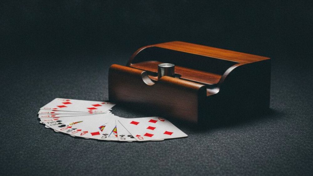 Sic Bo Basics: A Beginner's Dice Guide for Pinoy Bettors